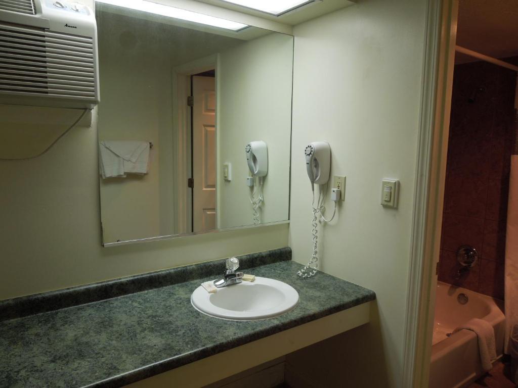 Wildwood Inn Florence Εξωτερικό φωτογραφία