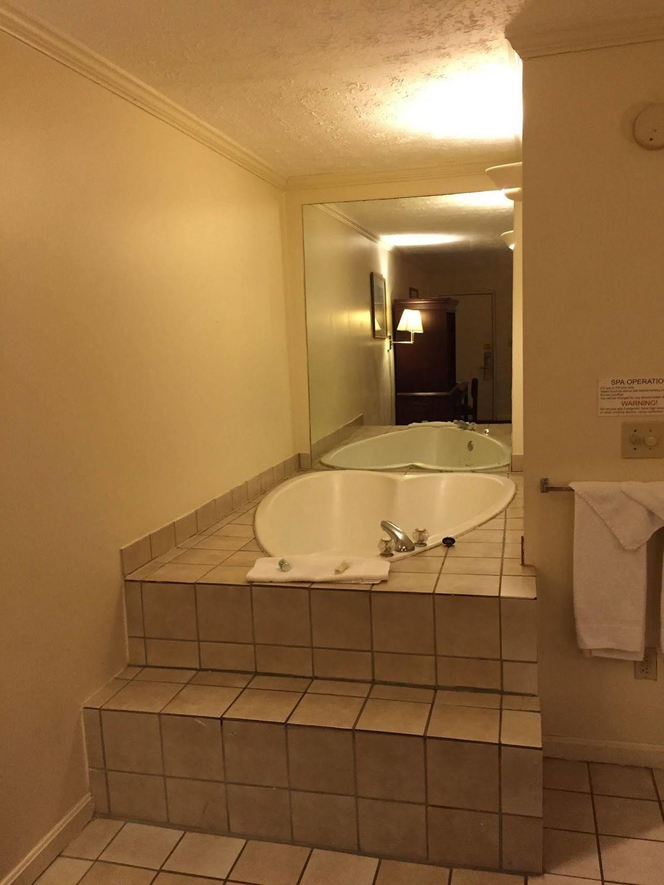 Wildwood Inn Florence Εξωτερικό φωτογραφία
